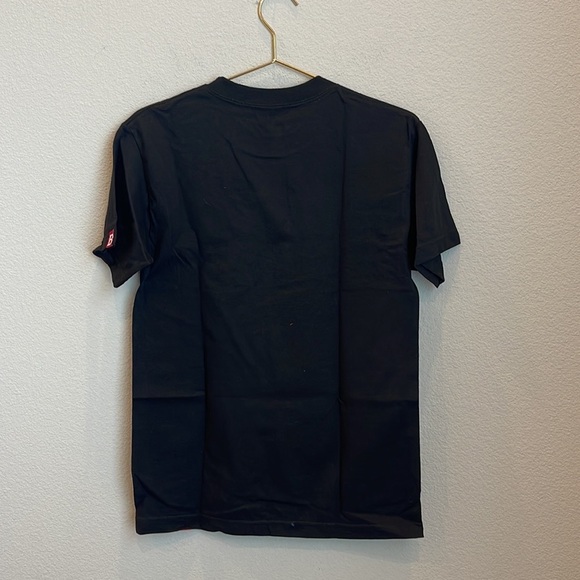 NEW Breezy Excursion BEST SPORT Crew Neck Graphic Tee Size Small - Picture 5 of 5